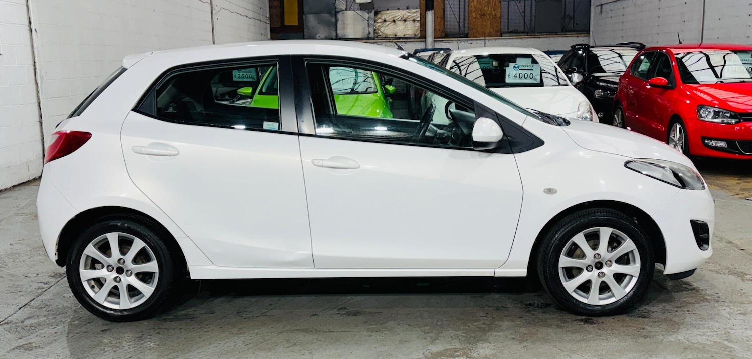 Used Mazda Mazda2 2011 for sale - 76832323: Photo 8