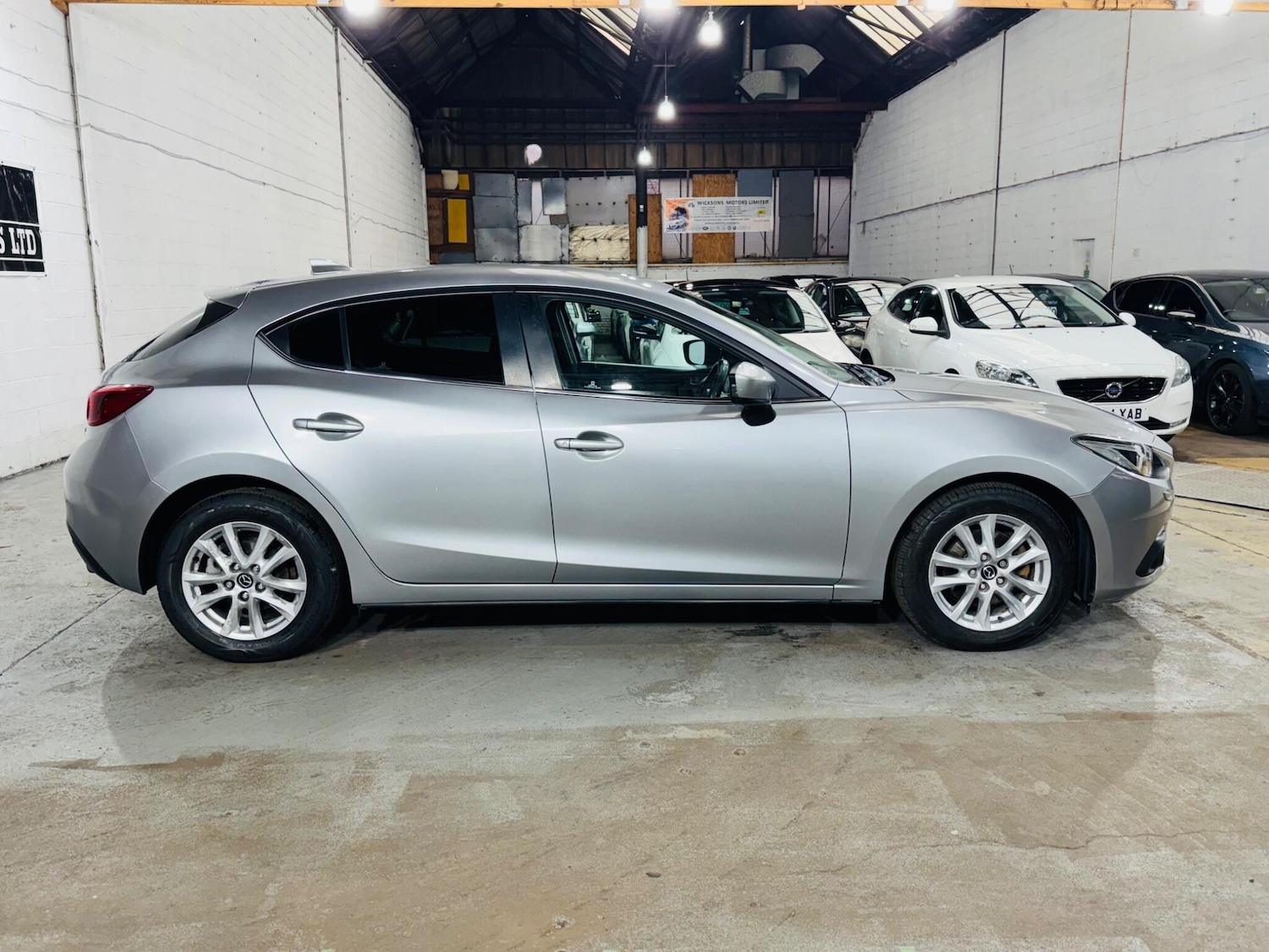 Used Mazda Mazda3 2016 for sale - 77807741: Photo 8