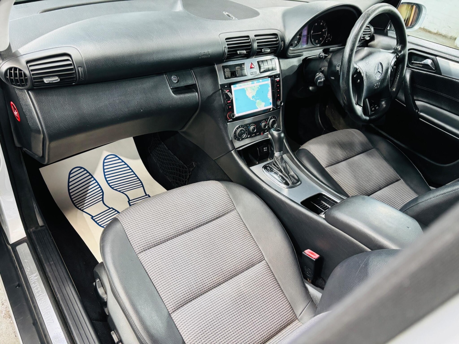 Used Mercedes-Benz C-Class 2007 for sale - 76122249: Photo 14