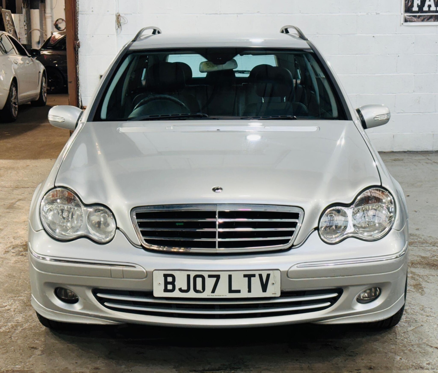 Used Mercedes-Benz C-Class 2007 for sale - 76122249: Photo 2
