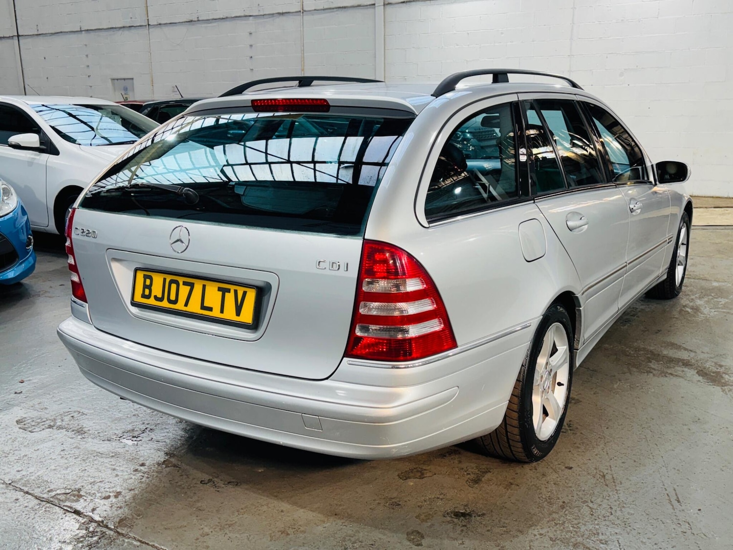 Used Mercedes-Benz C-Class 2007 for sale - 76122249: Photo 5