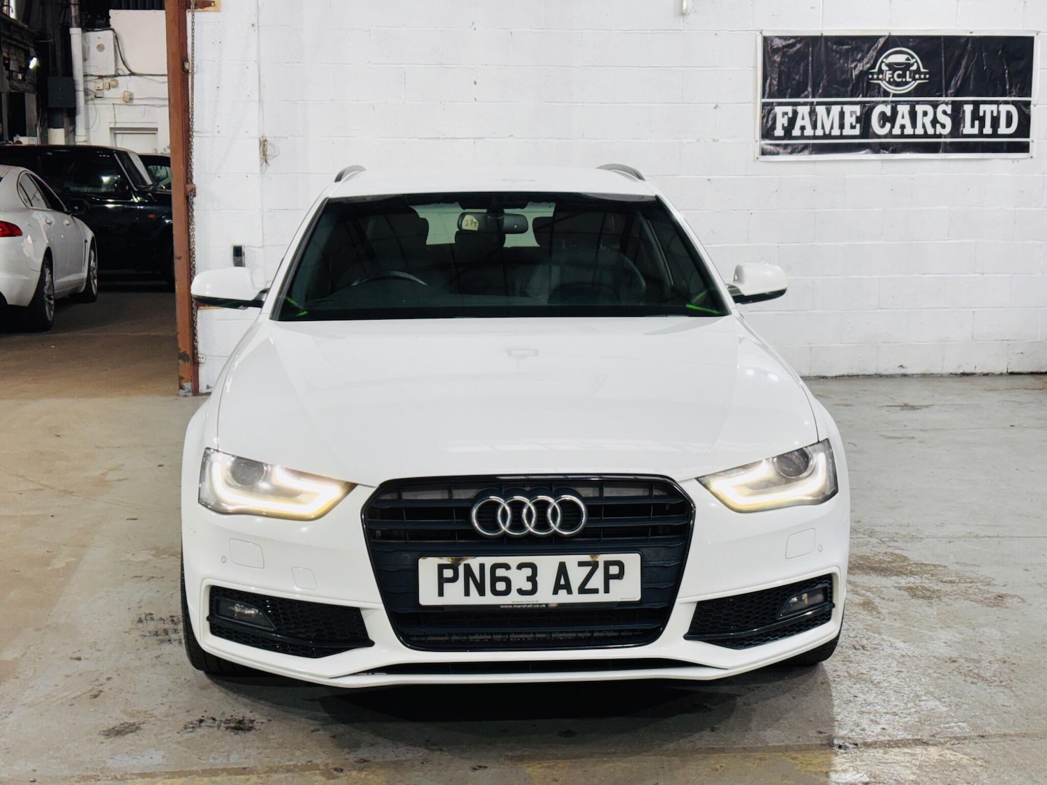 Used Audi A4 2013 for sale - 78135589: Photo 2