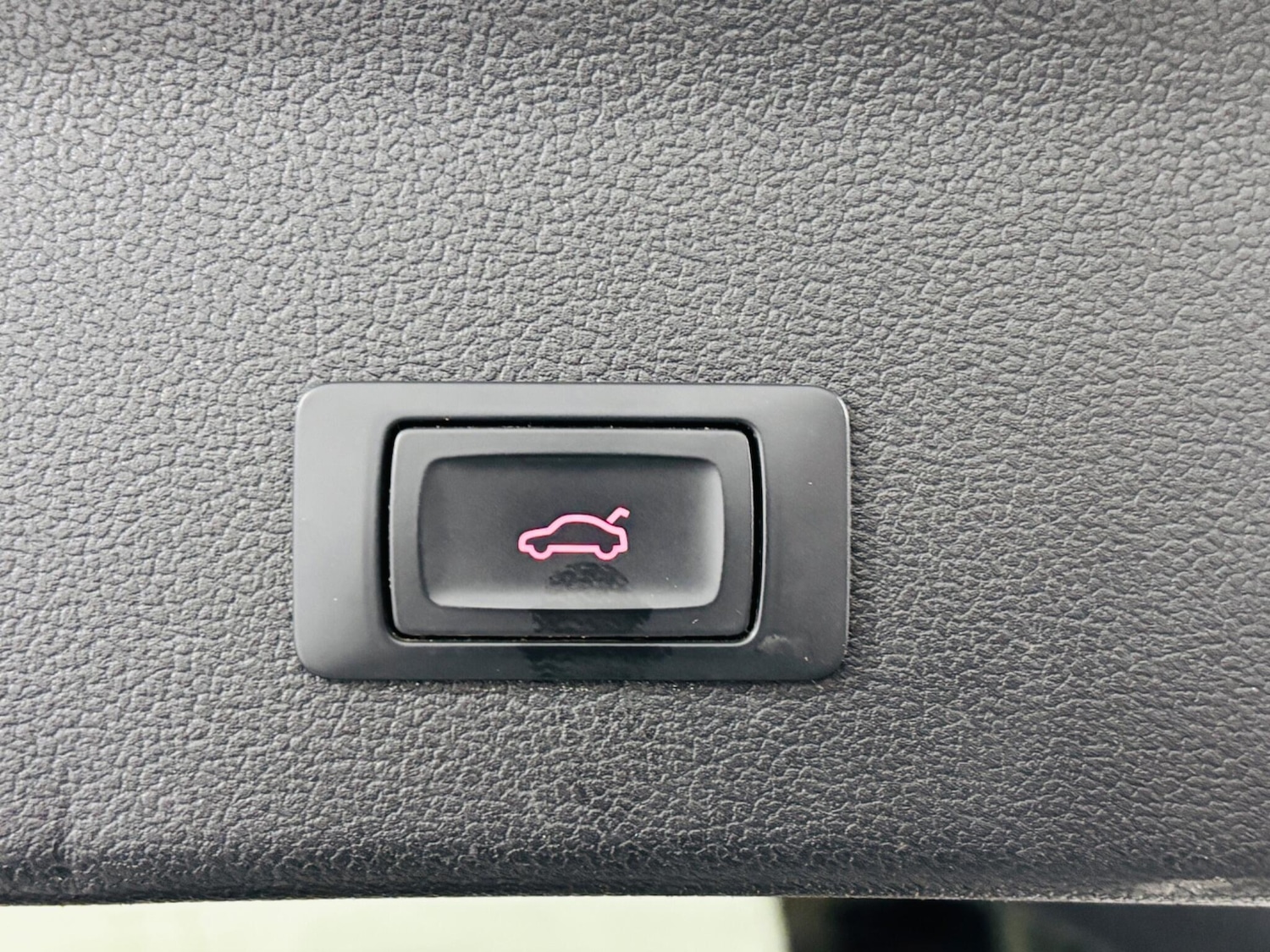 Used Audi A4 2013 for sale - 78135589: Photo 28