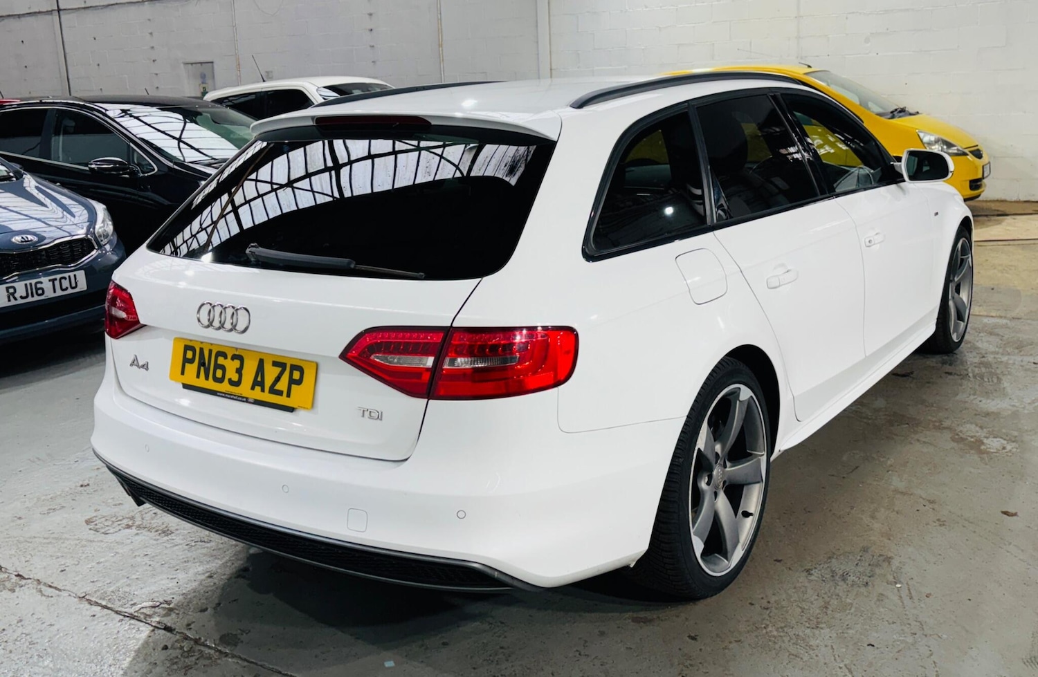 Used Audi A4 2013 for sale - 78135589: Photo 5