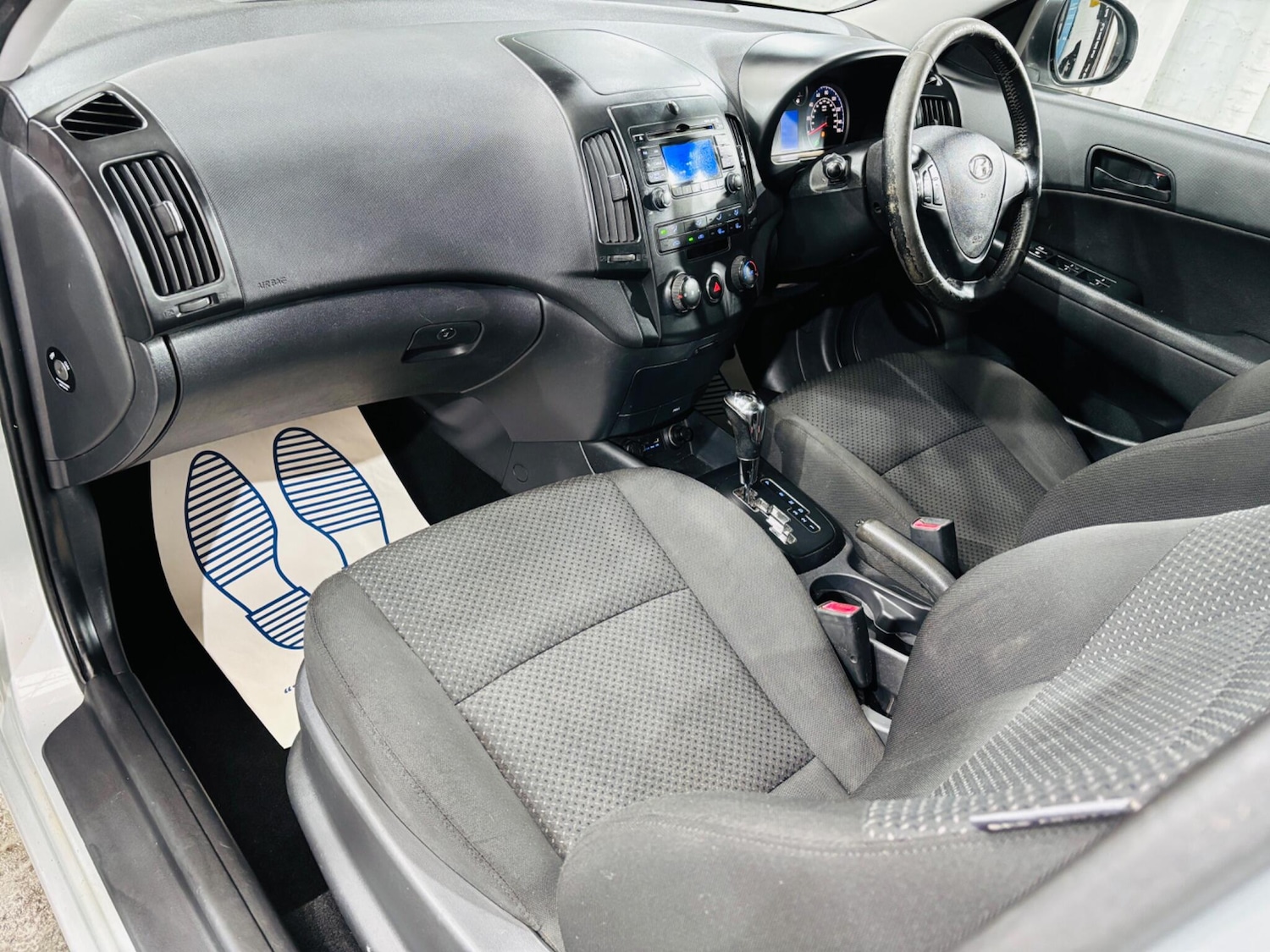 Used Hyundai i30 2010 for sale - 77386324: Photo 14