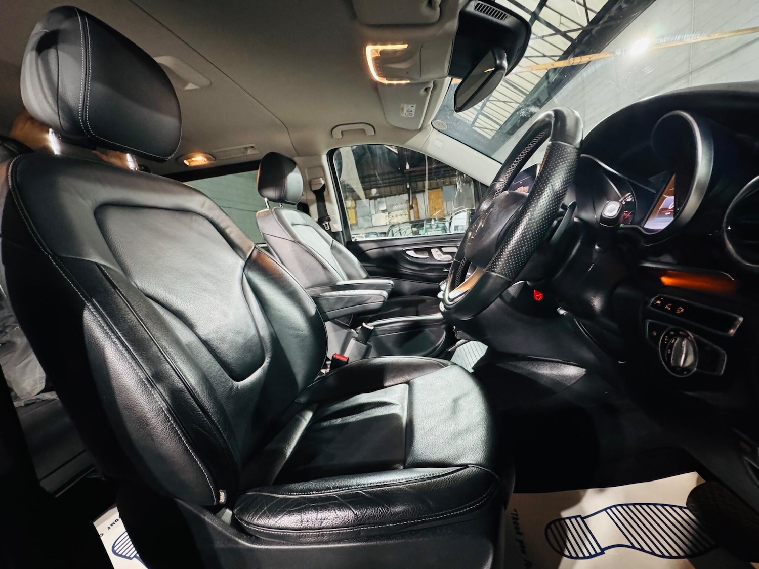 Used Mercedes-Benz V-Class for sale - 76476659: Photo 13