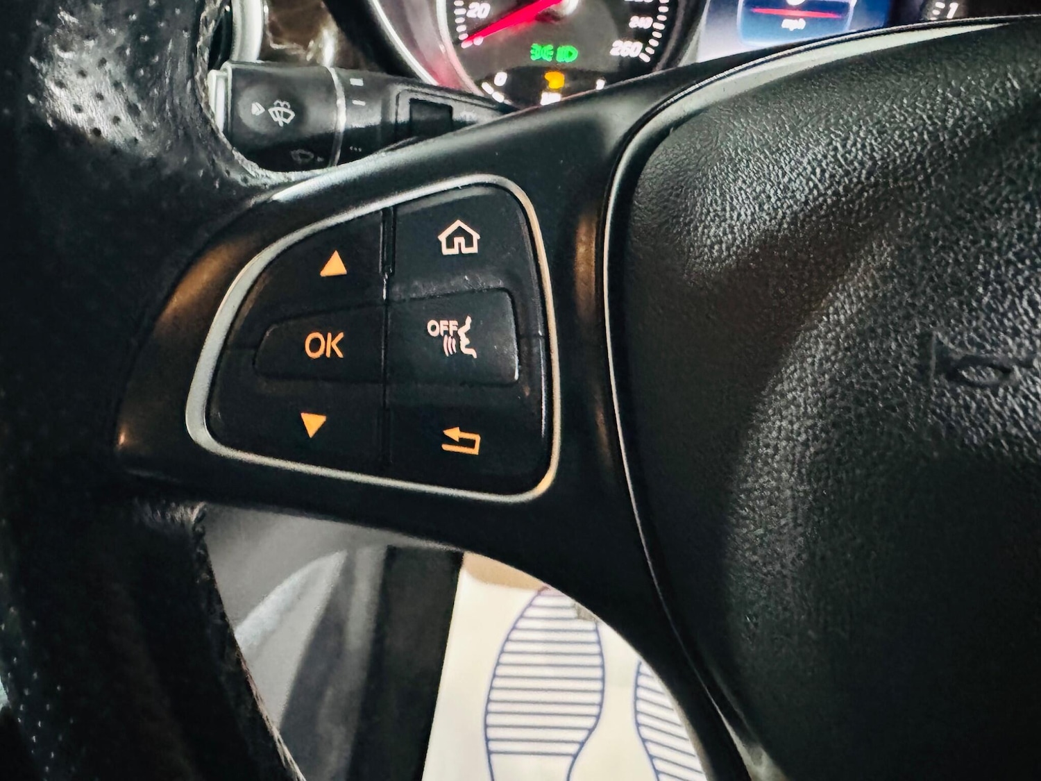 Used Mercedes-Benz V-Class for sale - 76476659: Photo 24