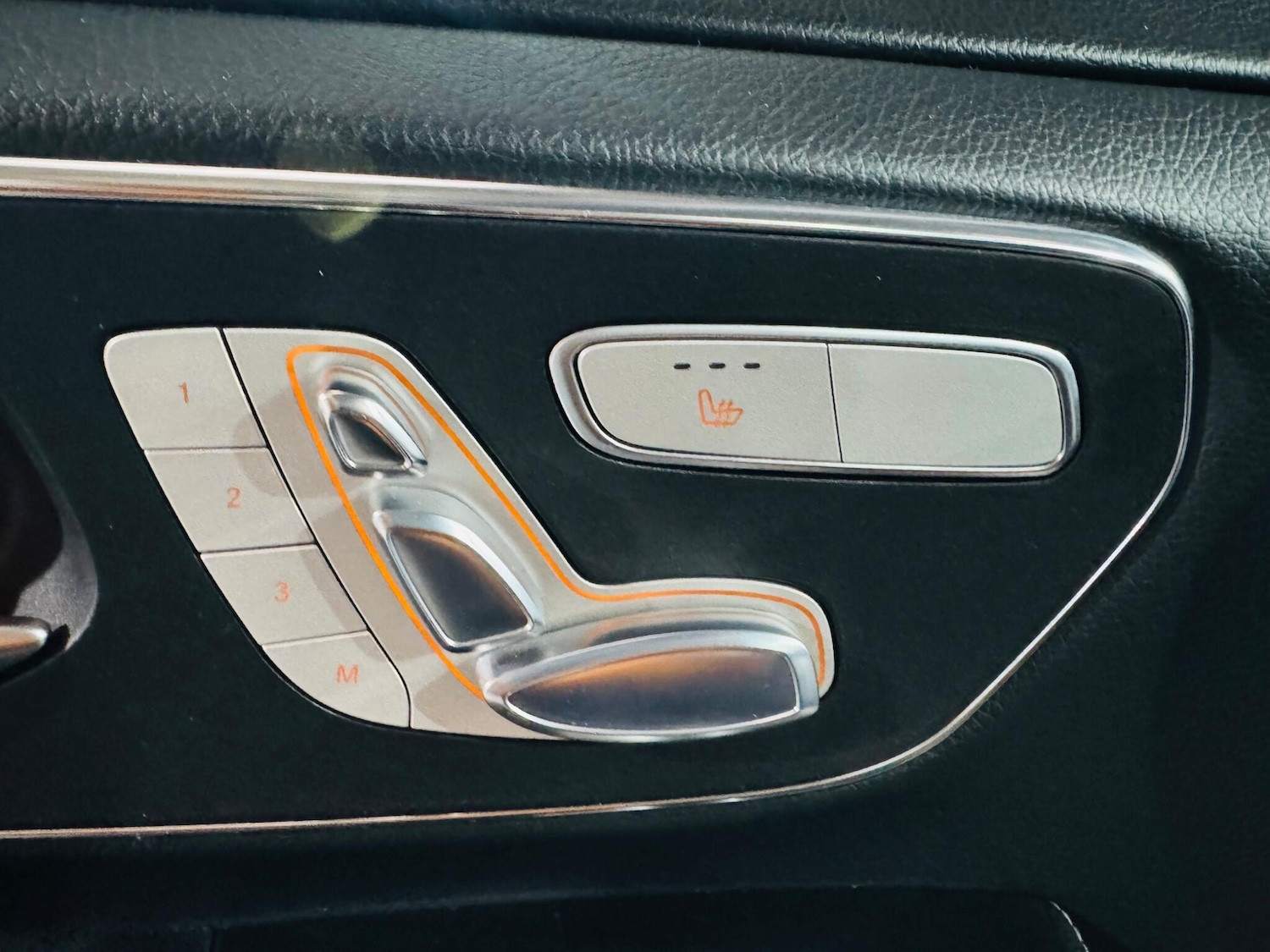 Used Mercedes-Benz V-Class for sale - 76476659: Photo 28