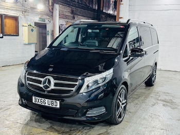 Used Mercedes-Benz V-Class 2016 for sale - 76476659: Photo