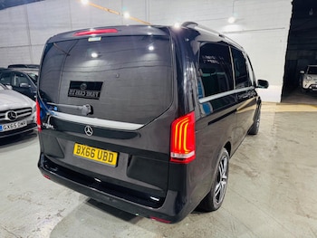 Used Mercedes-Benz V-Class 2016 for sale - 76476659: Photo