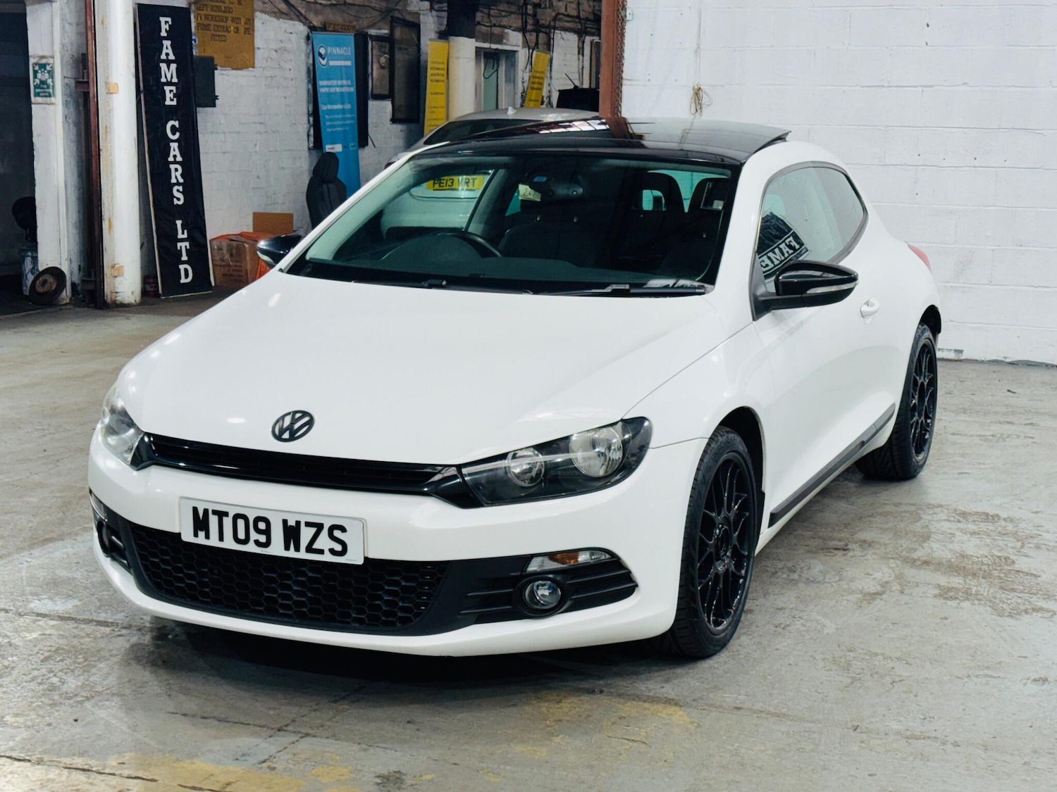 Used Volkswagen Scirocco for sale - 77807871: Photo 5