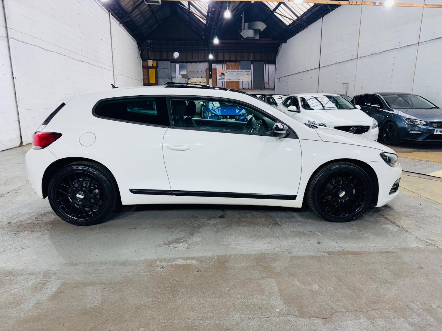 Used Volkswagen Scirocco for sale - 77807871: Photo 9