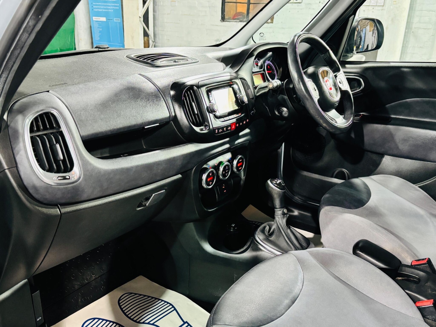 Used Fiat 500L 2013 for sale - 76926444: Photo 14