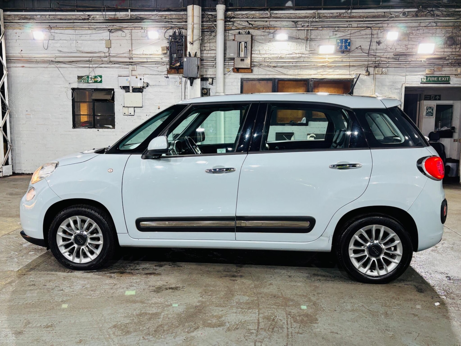 Used Fiat 500L 2013 for sale - 76926444: Photo 9