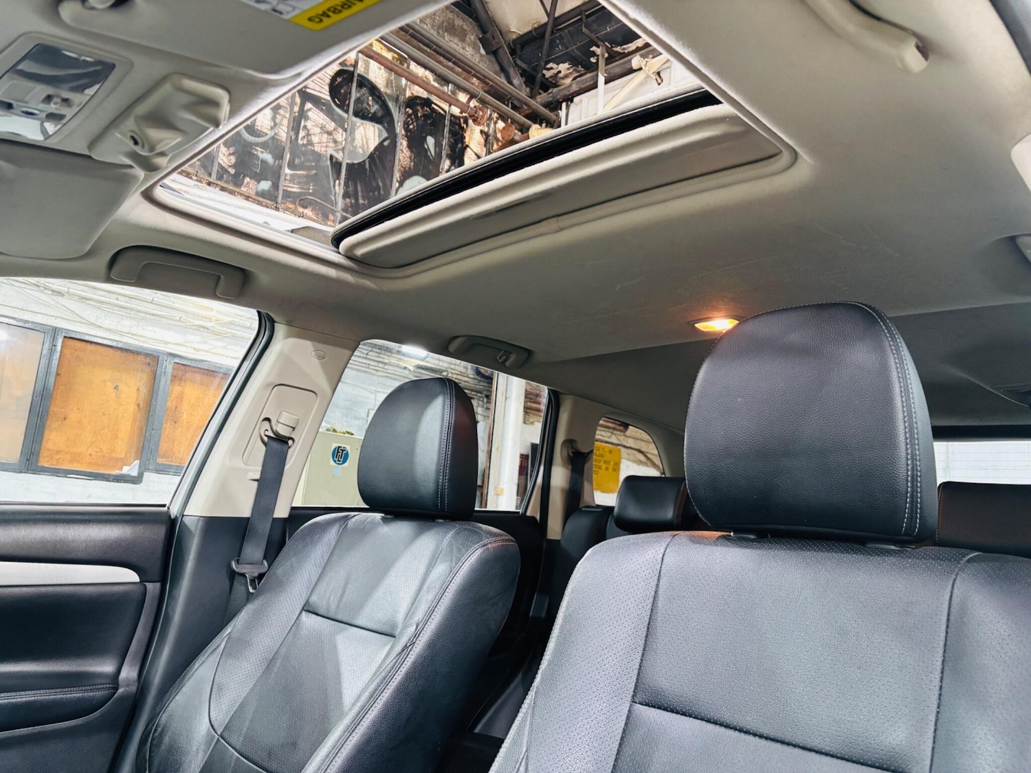 Used Mitsubishi Outlander for sale - 77925962: Photo 40