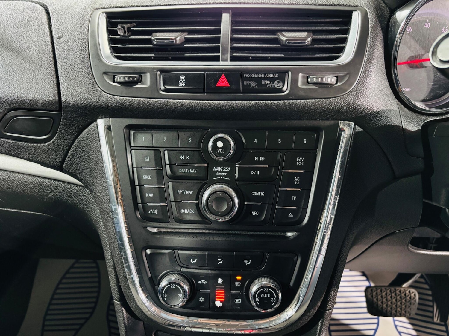 Used Vauxhall Mokka 2015 for sale - 76996786: Photo 24