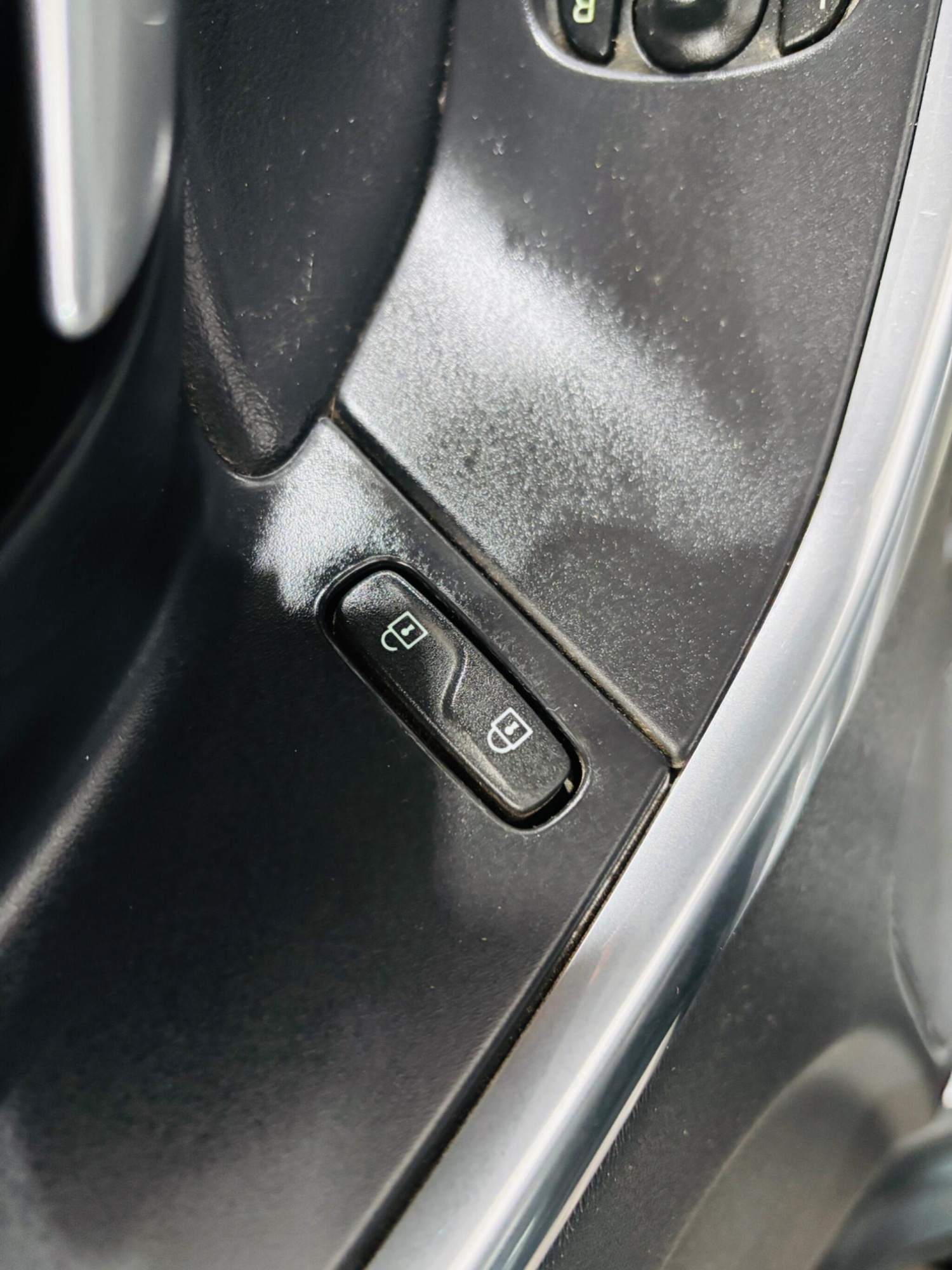 Used Volvo XC60 for sale - 77925239: Photo 26