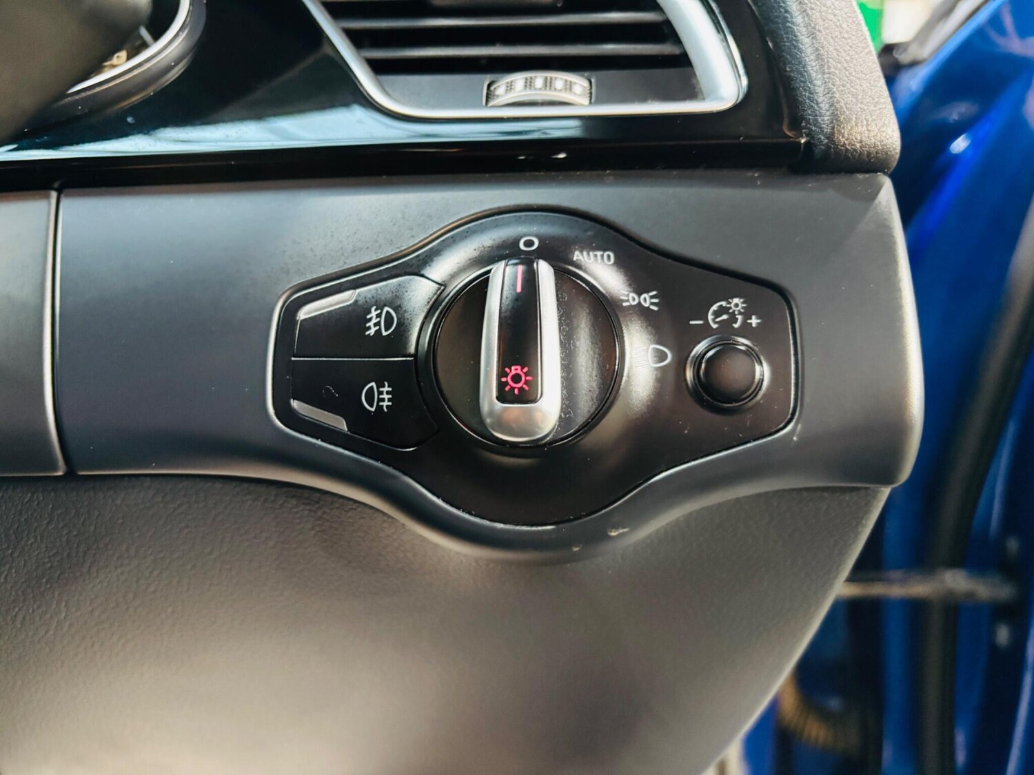 Used Audi A4 2015 for sale - 77957532: Photo 26