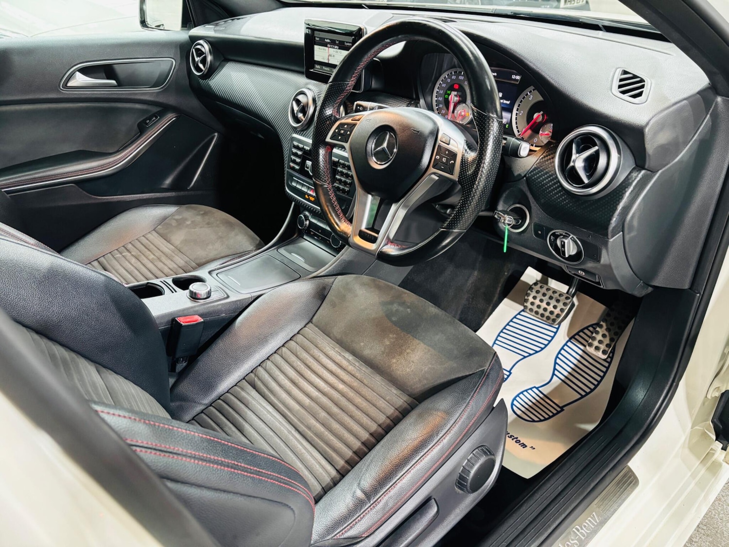 Used Mercedes-Benz A-Class 2015 for sale - 77768664: Photo 10