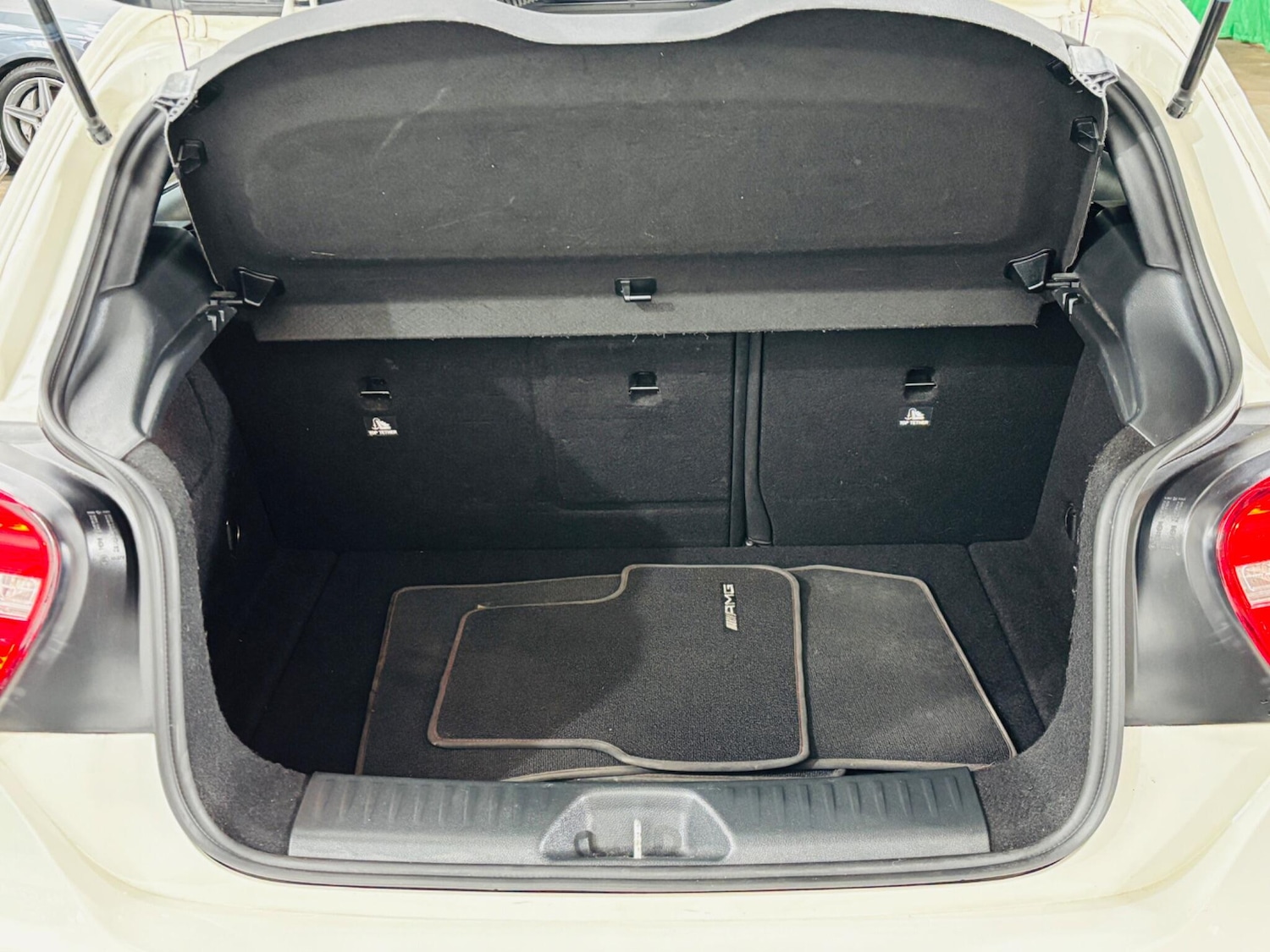 Used Mercedes-Benz A-Class 2015 for sale - 77768664: Photo 33