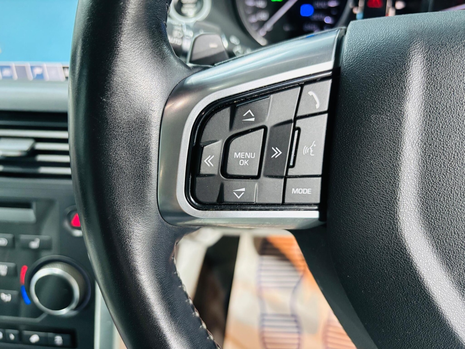 Used Land Rover Discovery Sport for sale - 76476660: Photo 18