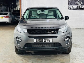 Used Land Rover Discovery Sport 2017 for sale - 76476660: Photo