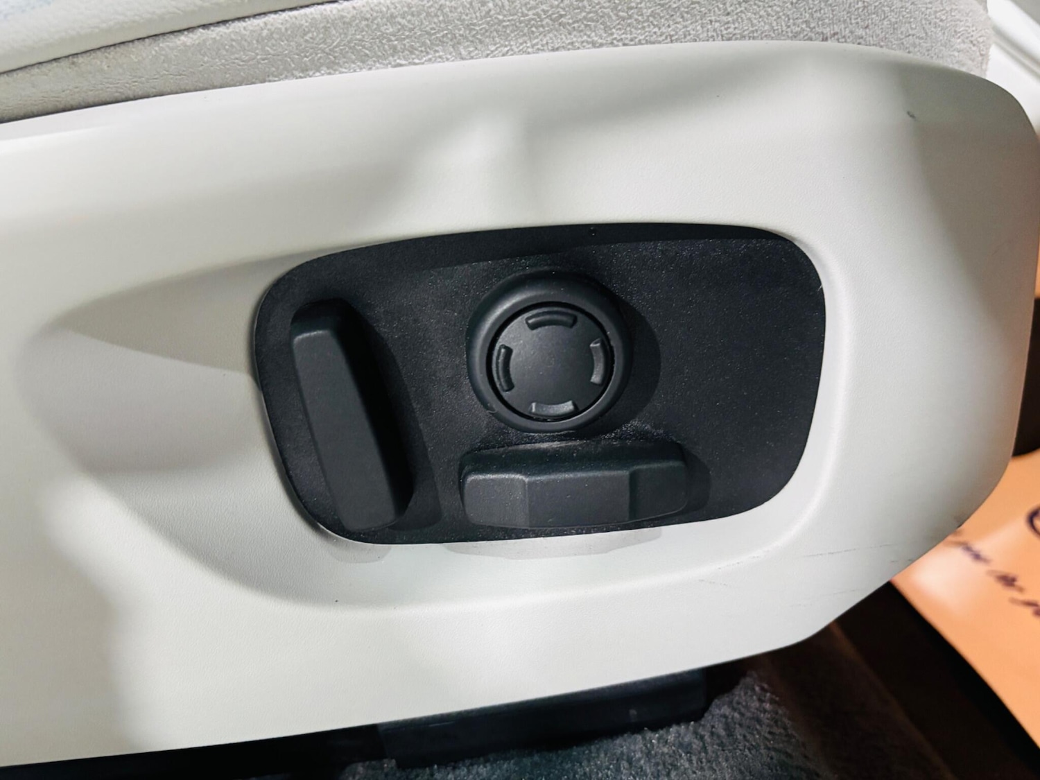 Used Land Rover Discovery Sport for sale - 76476660: Photo 32