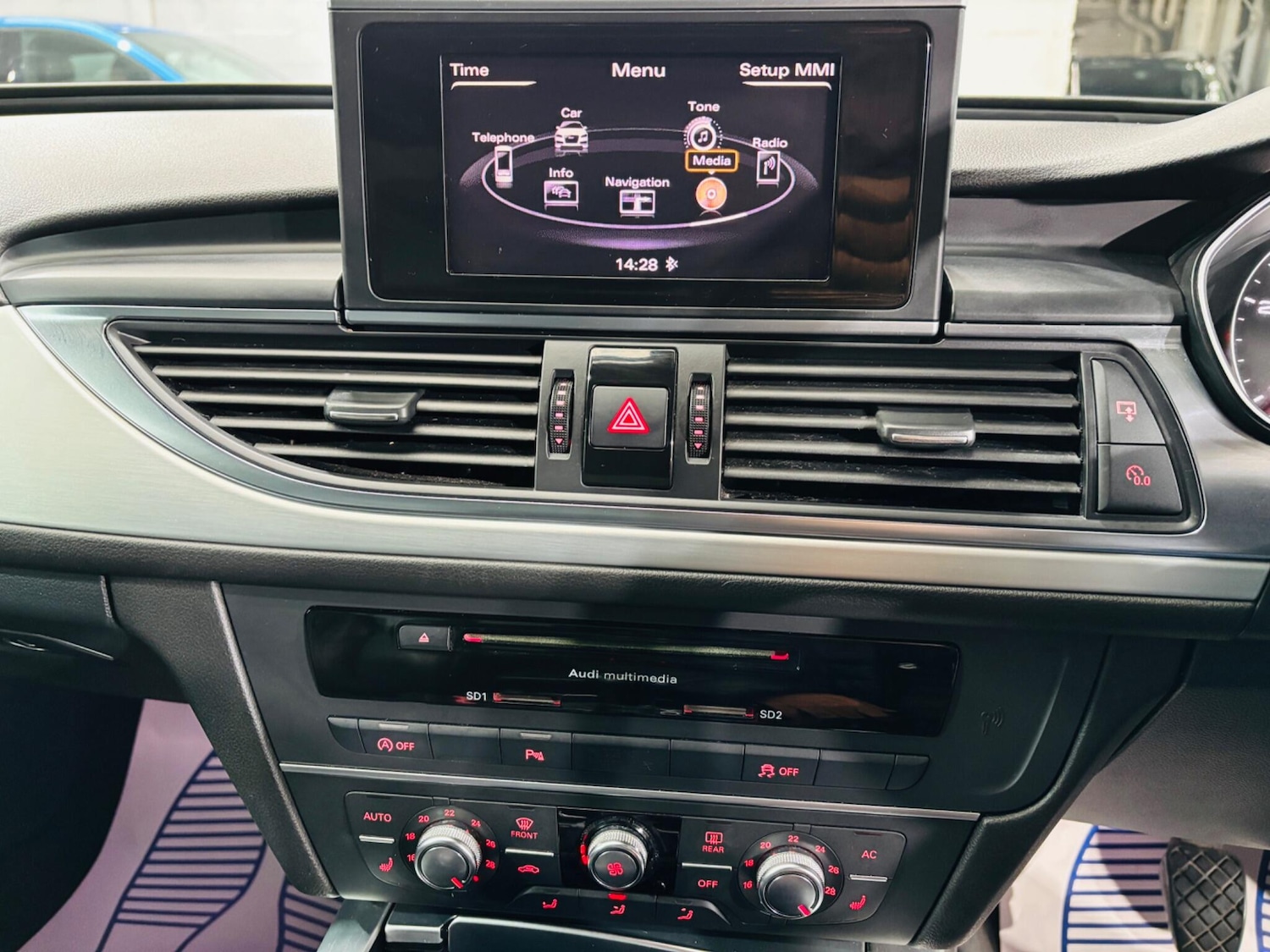 Used Audi A6 Saloon 2011 for sale - 76307871: Photo 23