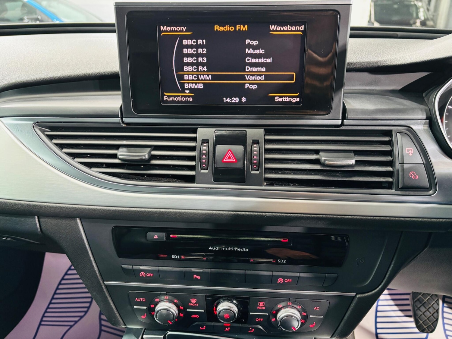 Used Audi A6 Saloon 2011 for sale - 76307871: Photo 24