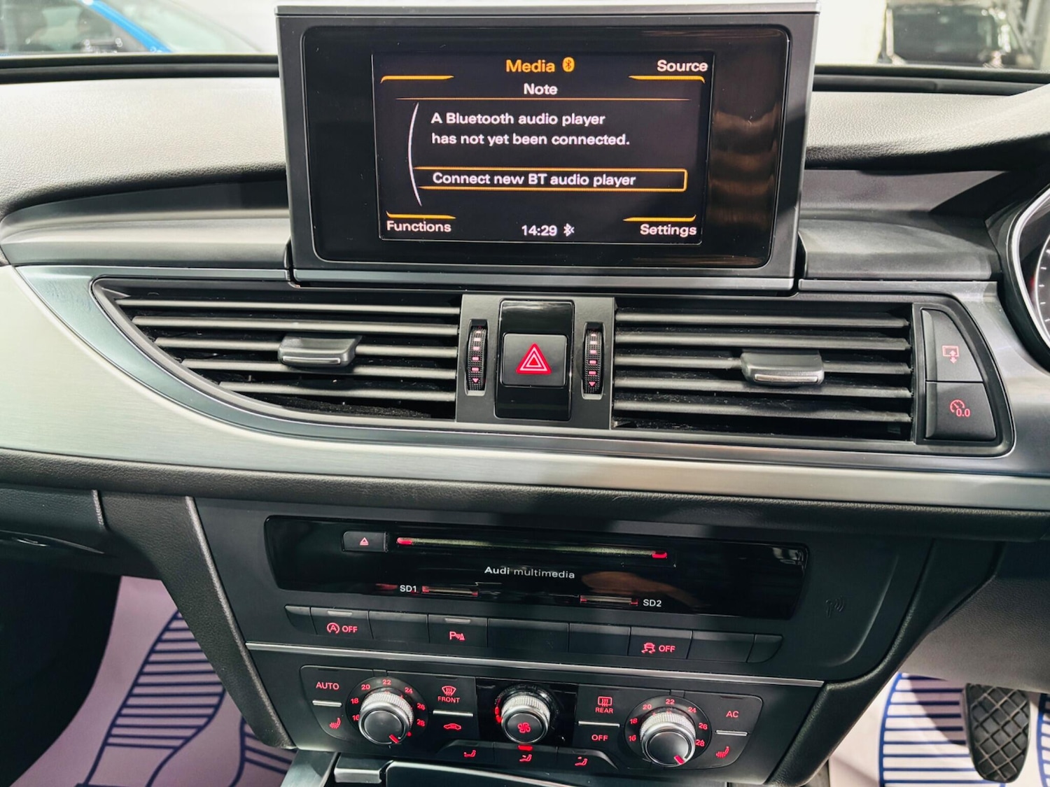 Used Audi A6 Saloon 2011 for sale - 76307871: Photo 25