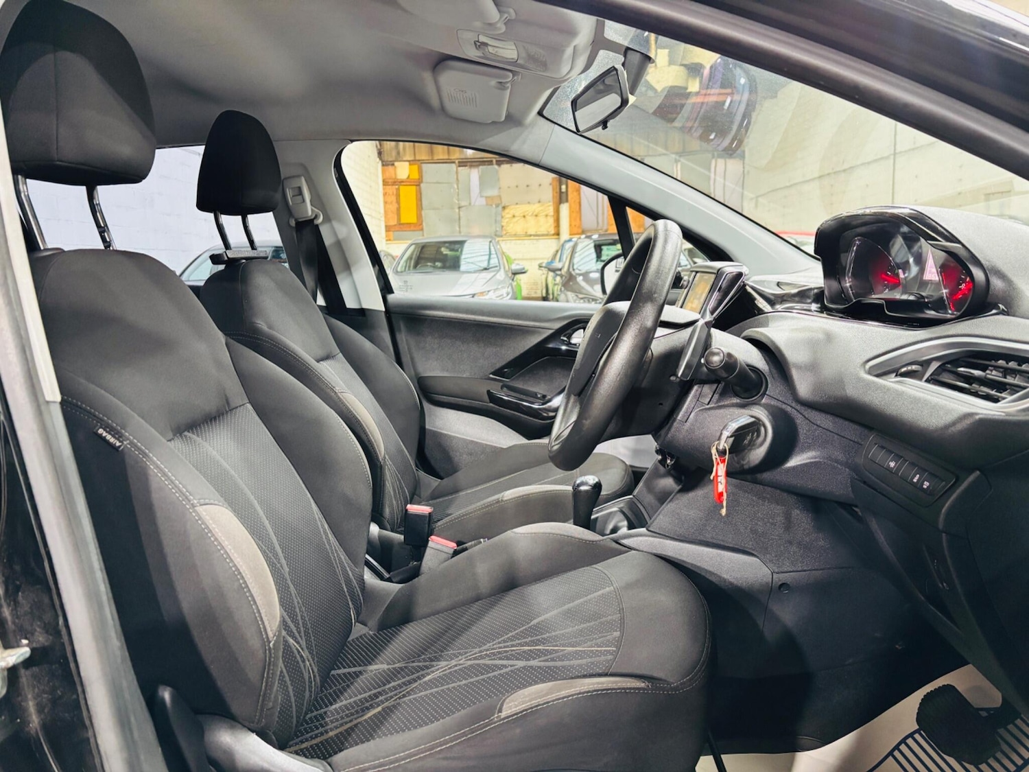 Used Peugeot 208 2013 for sale - 77344671: Photo 13