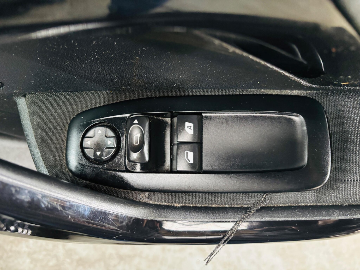 Used Peugeot 208 2013 for sale - 77344671: Photo 17