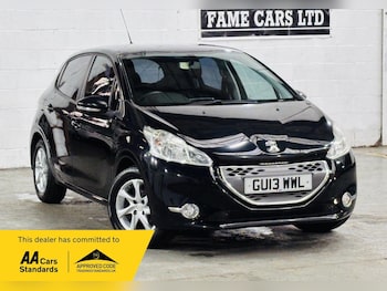 Used Peugeot 208 2013 for sale - 77344671: Photo