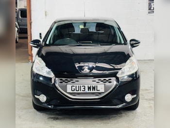 Used Peugeot 208 2013 for sale - 77344671: Photo
