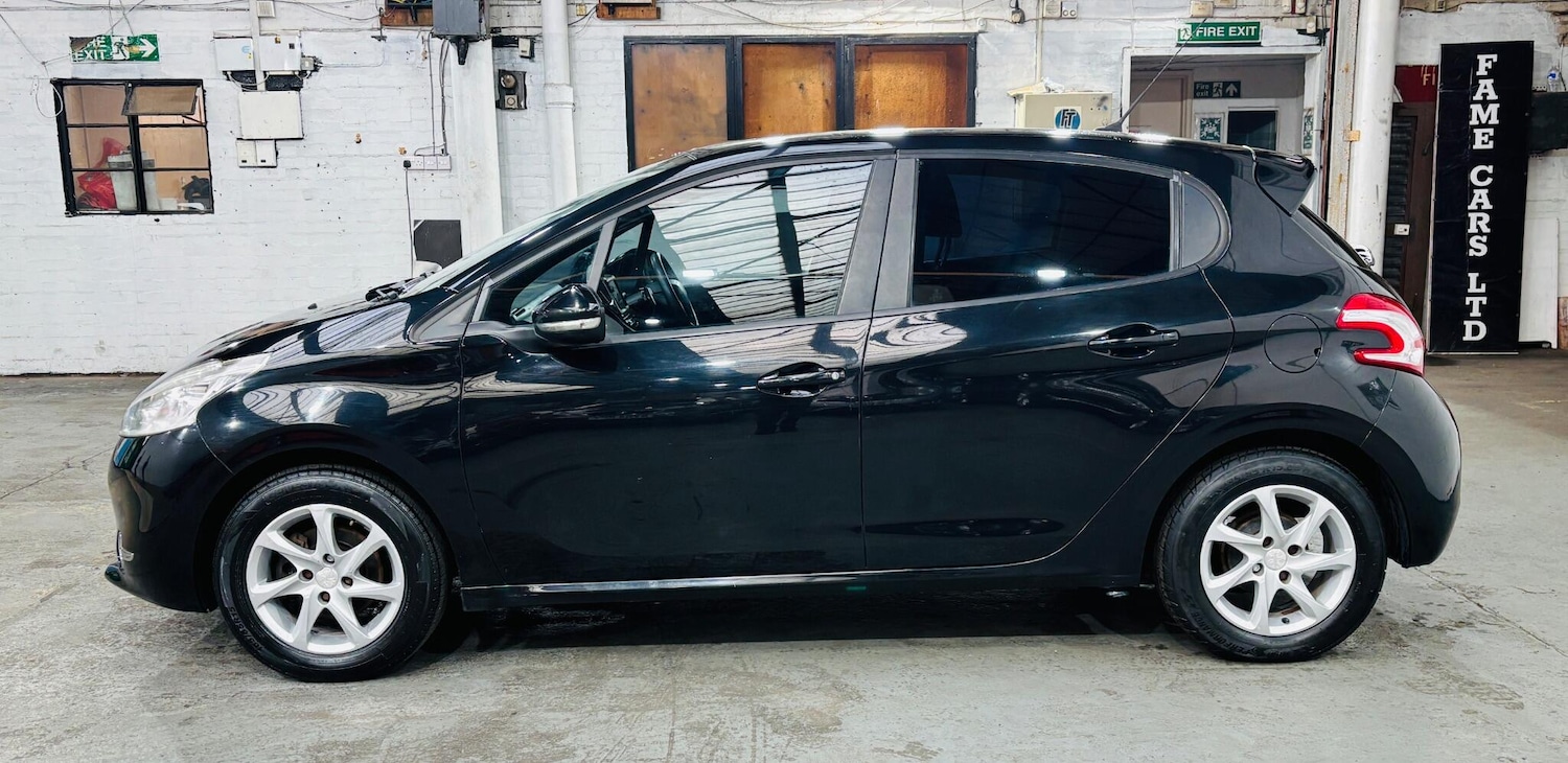 Used Peugeot 208 2013 for sale - 77344671: Photo 9