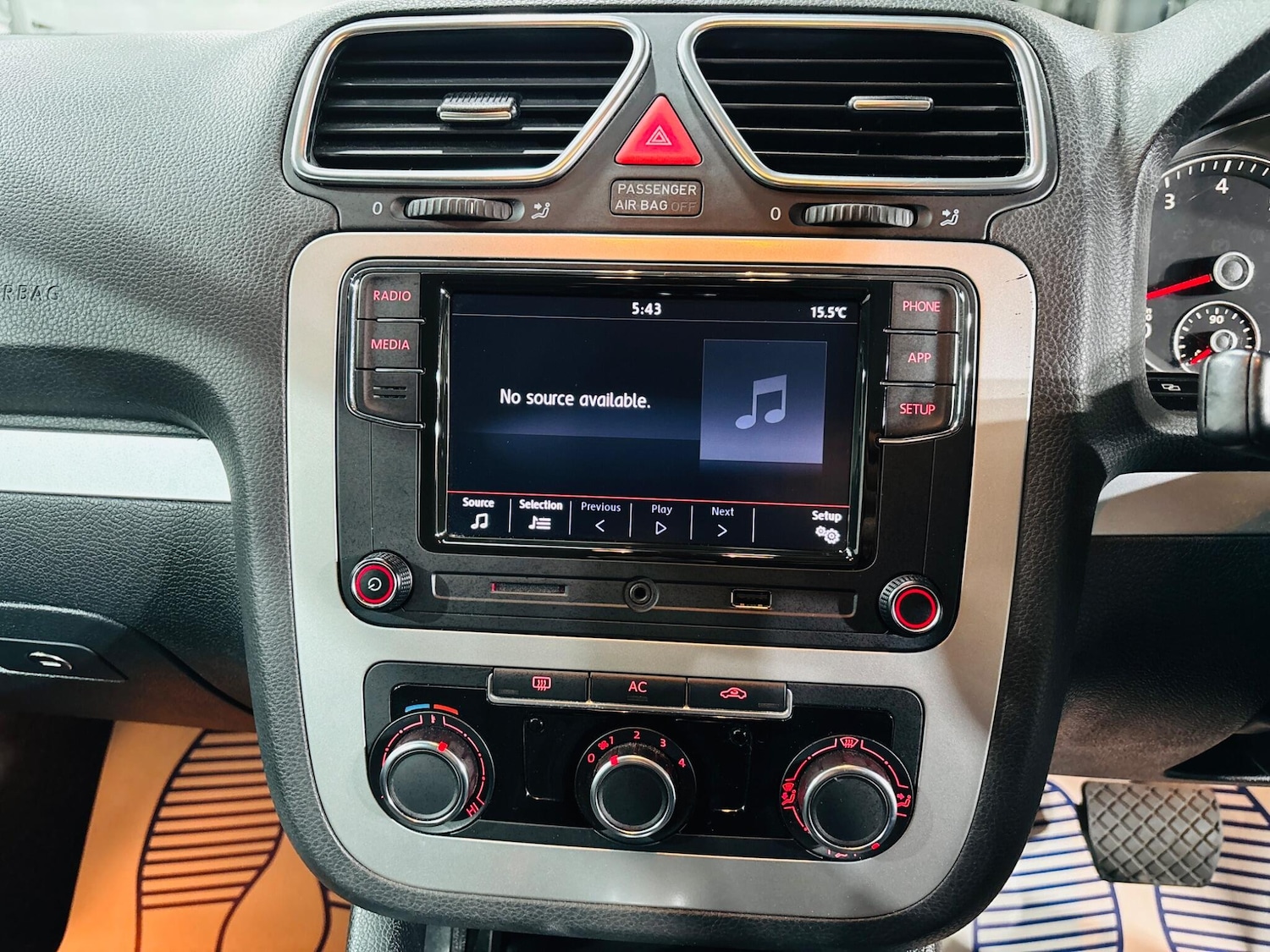 Used Volkswagen Scirocco 2011 for sale - 76499840: Photo 24