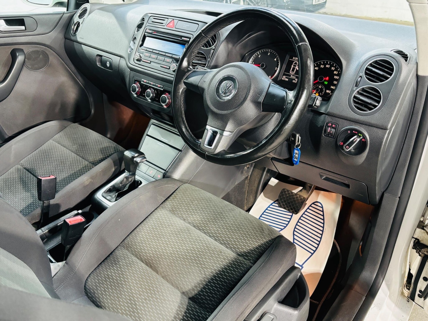 Used Volkswagen Golf Plus 2010 for sale - 76989219: Photo 10