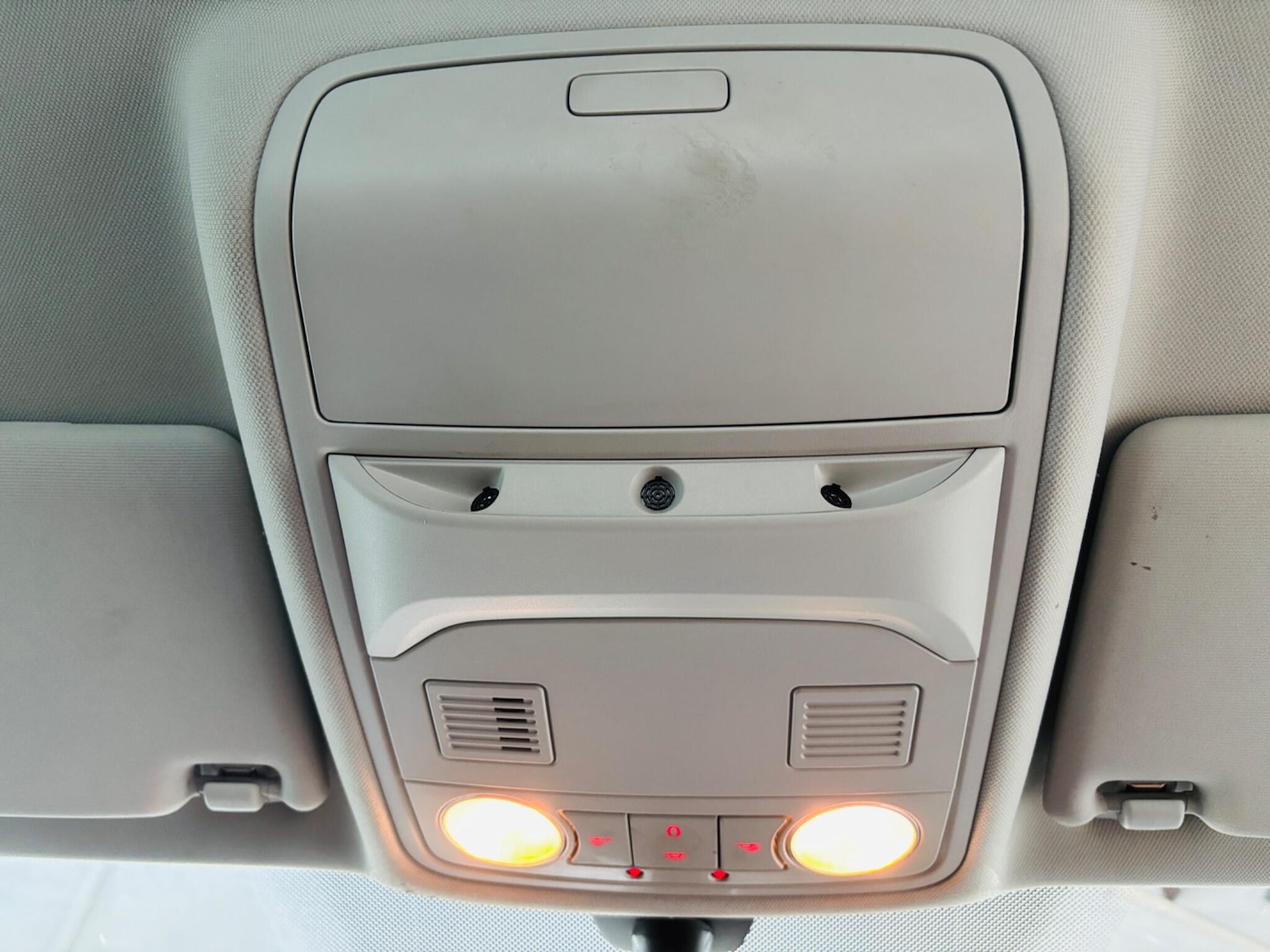 Used Volkswagen Golf Plus 2010 for sale - 76989219: Photo 24