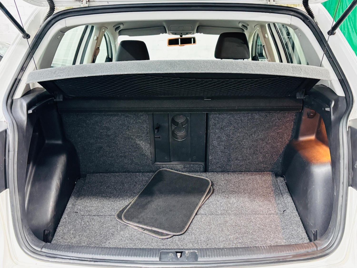 Used Volkswagen Golf Plus 2010 for sale - 76989219: Photo 28