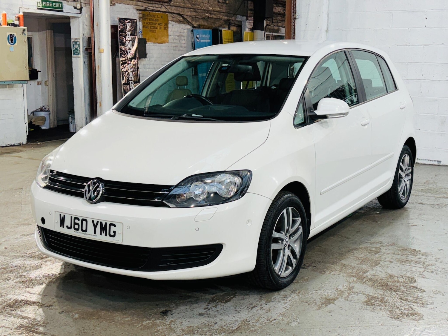 Used Volkswagen Golf Plus 2010 for sale - 76989219: Photo 4