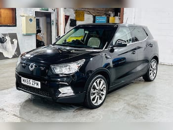 Used Ssangyong Tivoli 2015 for sale - 79711460: Photo