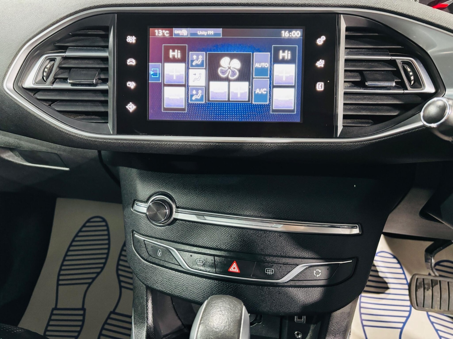 Used Peugeot 308 2017 for sale - 76560971: Photo 22