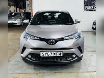 Used Toyota C-HR 2018 for sale - 79657699: Photo