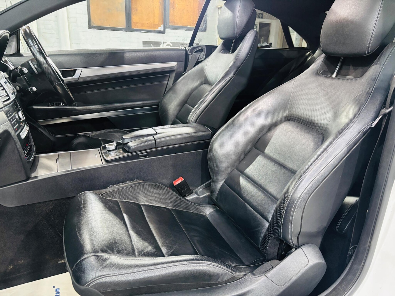 Used Mercedes-Benz E Class for sale - 77957452: Photo 14