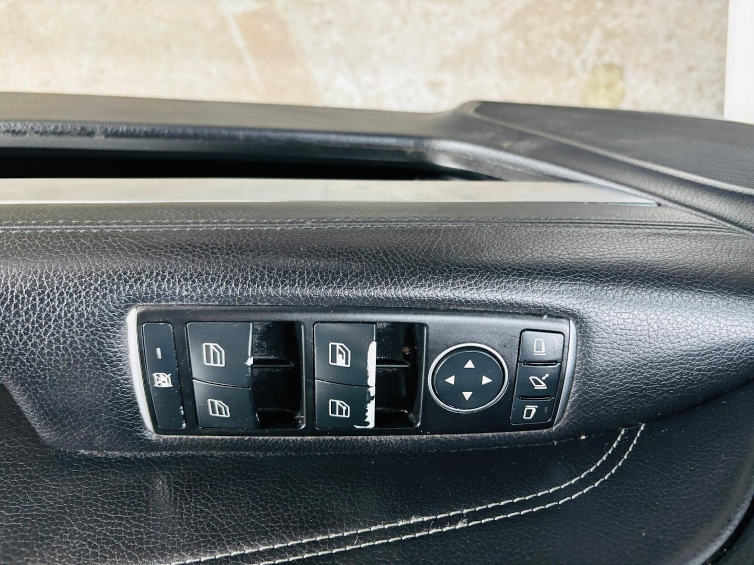 Used Mercedes-Benz E Class for sale - 77957452: Photo 36