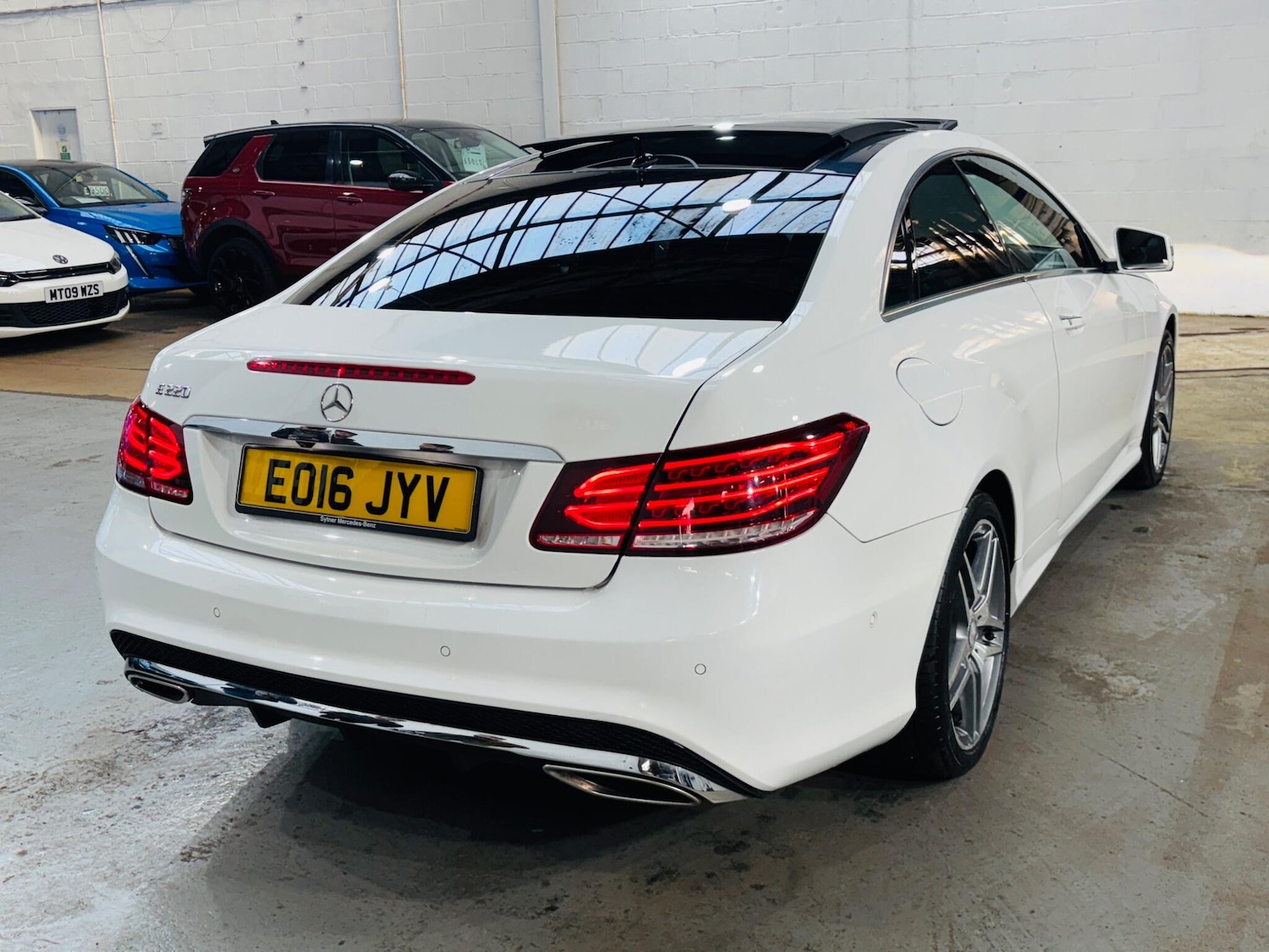 Used Mercedes-Benz E Class for sale - 77957452: Photo 5