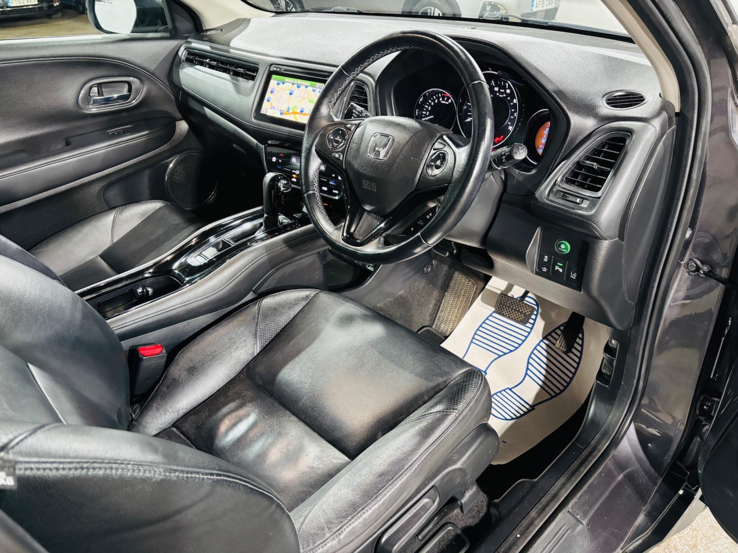 Used Honda HR-V for sale - 77597672: Photo 10