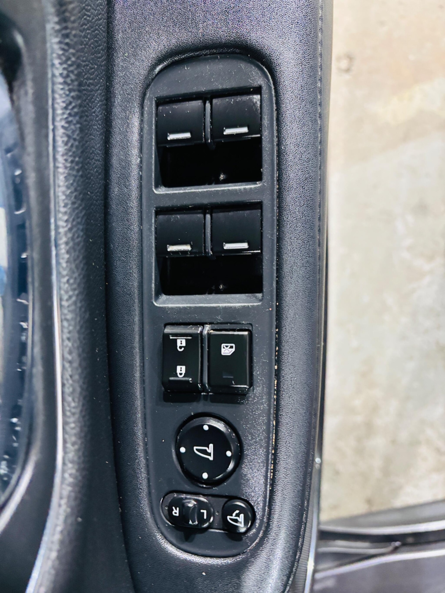 Used Honda HR-V for sale - 77597672: Photo 17