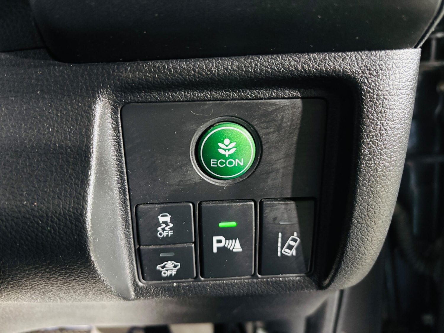 Used Honda HR-V for sale - 77597672: Photo 18