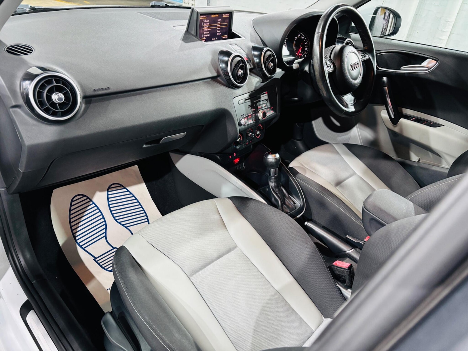 Used Audi A1 2012 for sale - 76425851: Photo 14